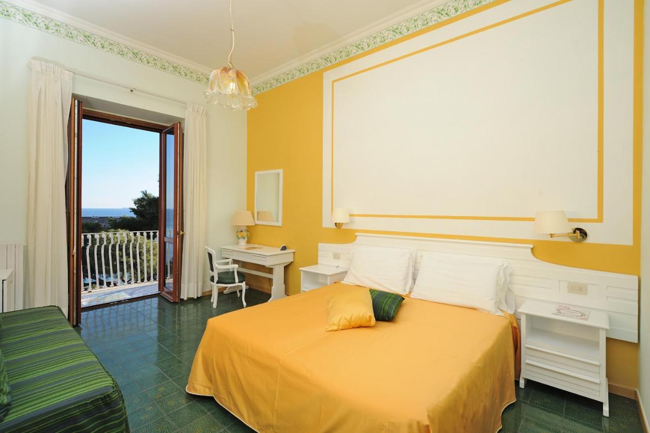 Hotel La Bussola Amalfi